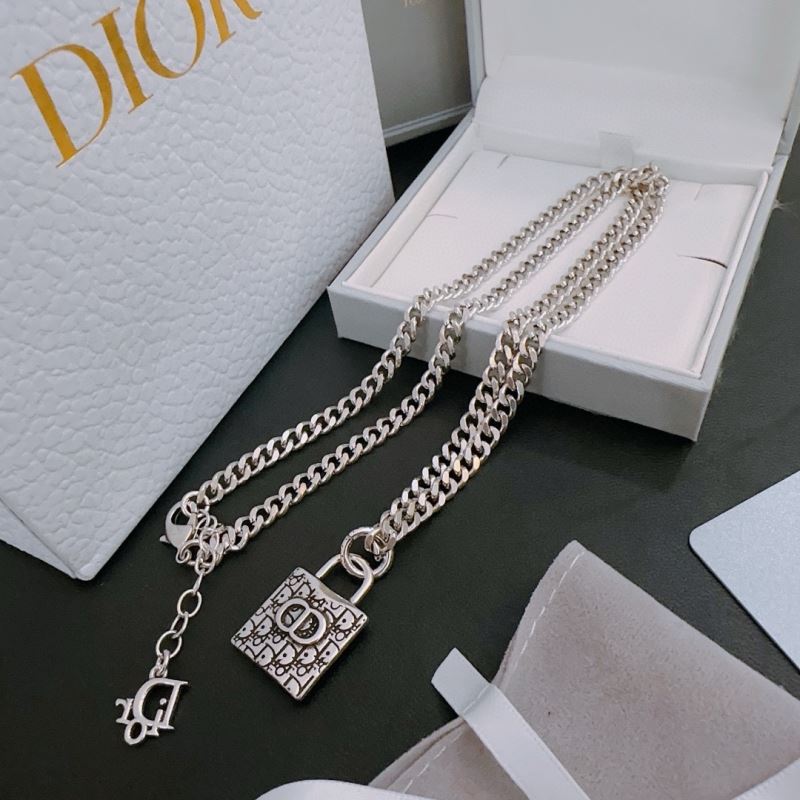 chr1st1an D10r necklaces